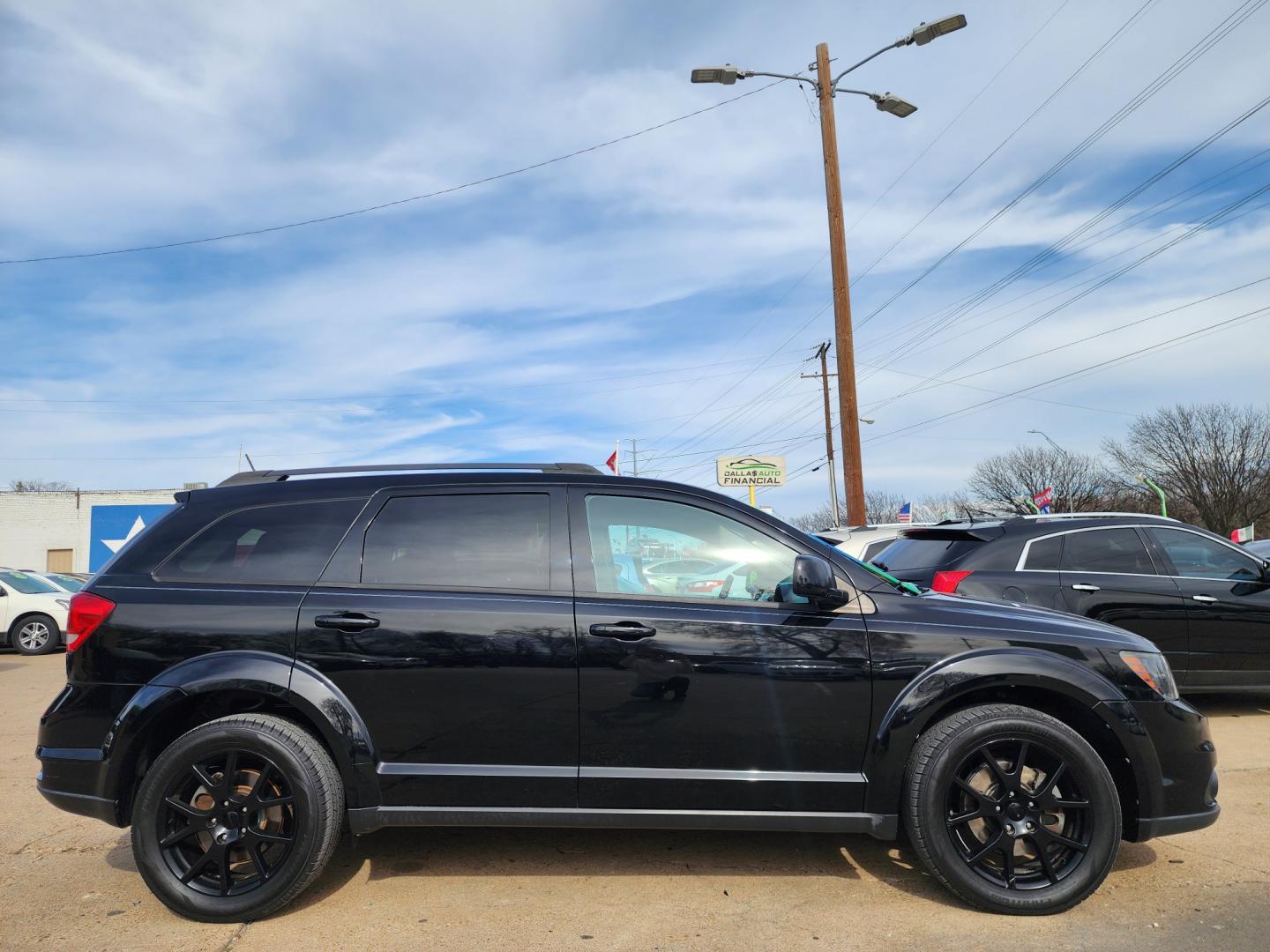 2016 BLACK /BLACK Dodge Journey SXT (3C4PDDBG0GT) with an 3.6L V6 DOHC 24V engine, 6A transmission, located at 2660 S.Garland Avenue, Garland, TX, 75041, (469) 298-3118, 32.885551, -96.655602 - Welcome to DallasAutos4Less, one of the Premier BUY HERE PAY HERE Dealers in the North Dallas Area. We specialize in financing to people with NO CREDIT or BAD CREDIT. We need proof of income, proof of residence, and a ID. Come buy your new car from us today!! This is a SUPER CLEAN 2016 DODGE JOUR - Photo#2